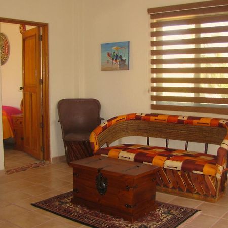 La Paloma Oceanfront Retreat Hotel San Patricio Værelse billede