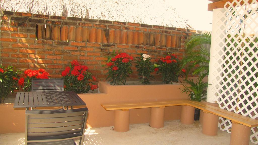 La Paloma Oceanfront Retreat Hotel San Patricio Eksteriør billede